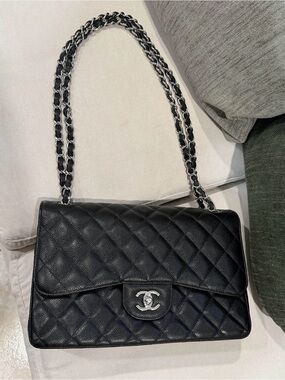 CHANEL CAVIAR - Double Flap-Black Quilted Leather Shoulder Bag with Silver Chain
